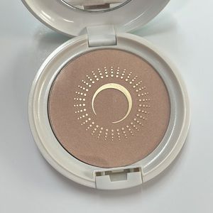 Carmindy Beauty Highlighter